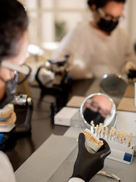 Samyra Dent Aesthetic Dentistry experienta holistica